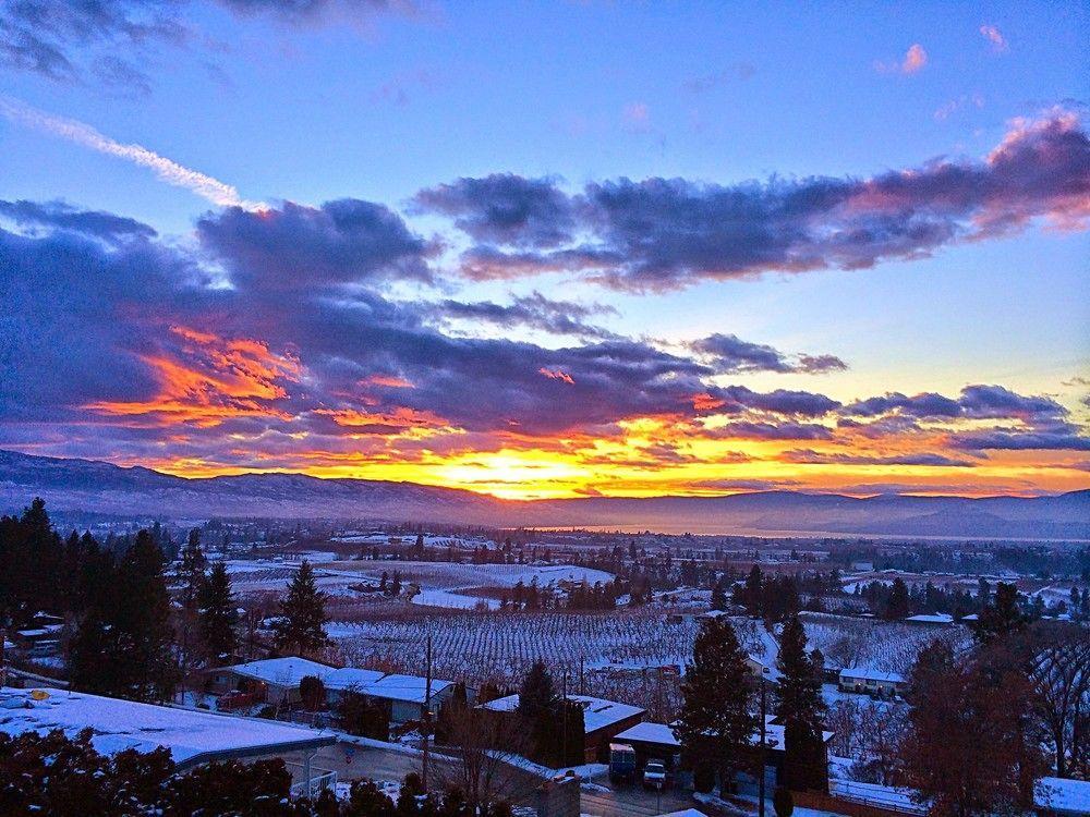 Acker Vacation Rentals Kelowna Exterior photo